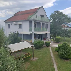 *** Gasthof Garden Albanien