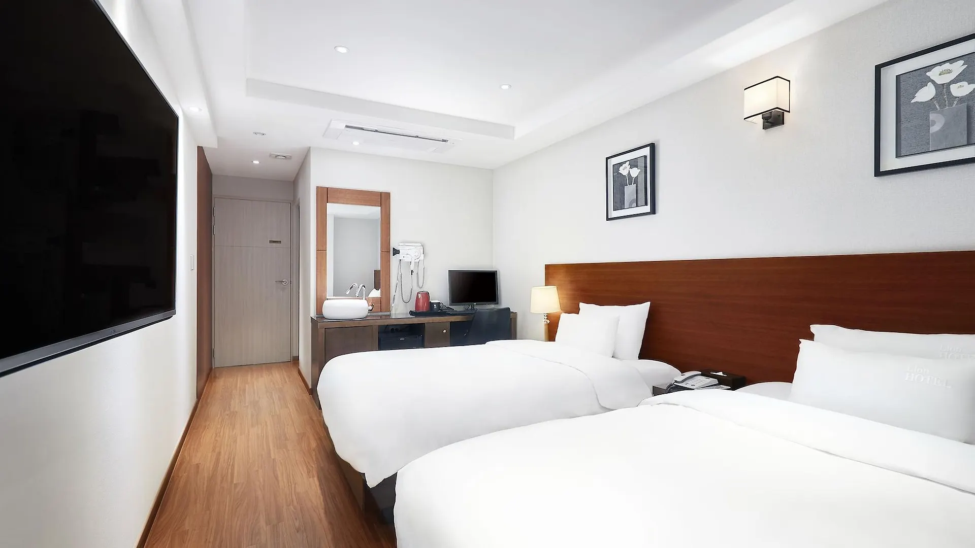Lion Hotel Busan 3*,