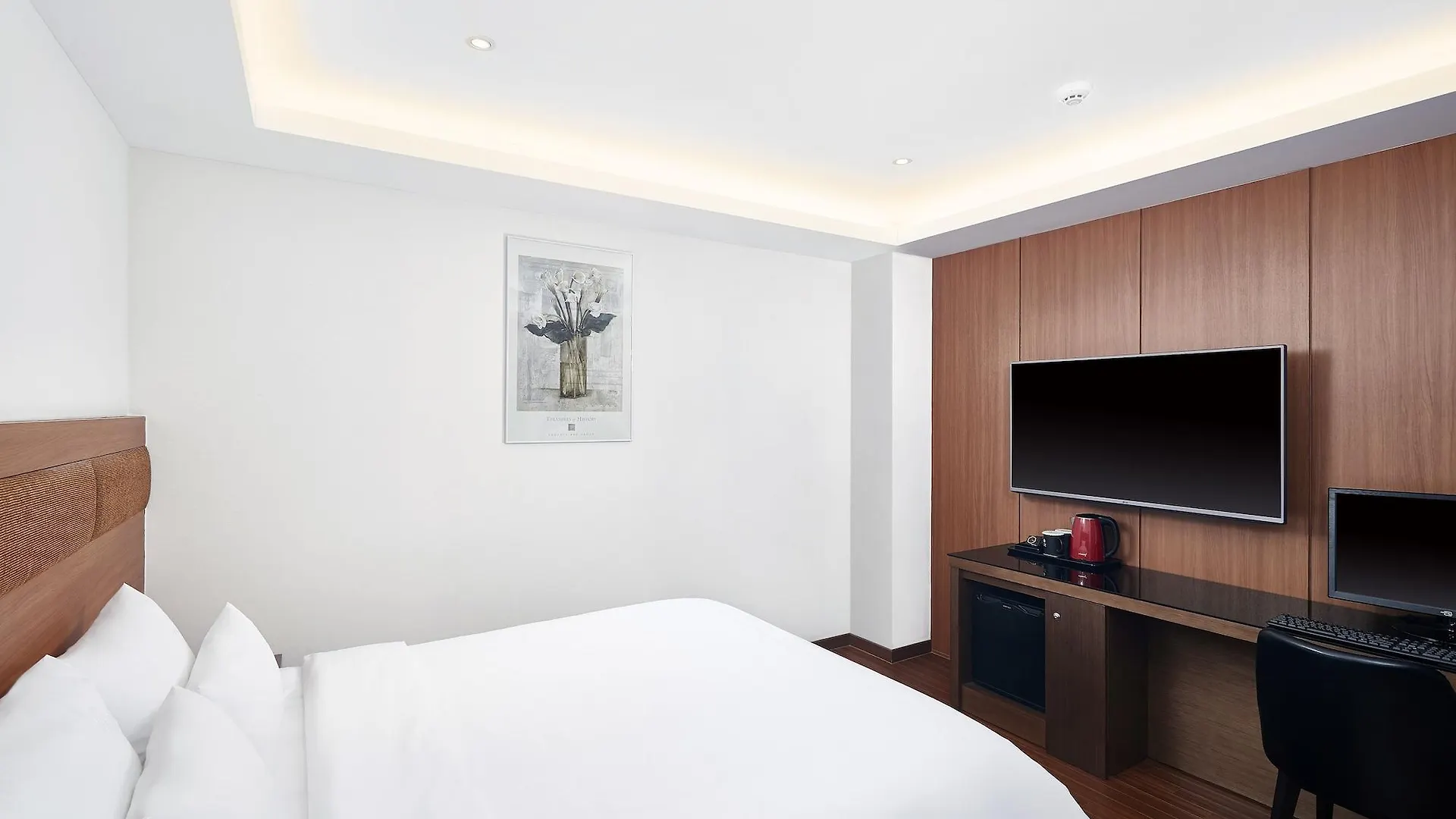 Lion Hotel Busan 3*,